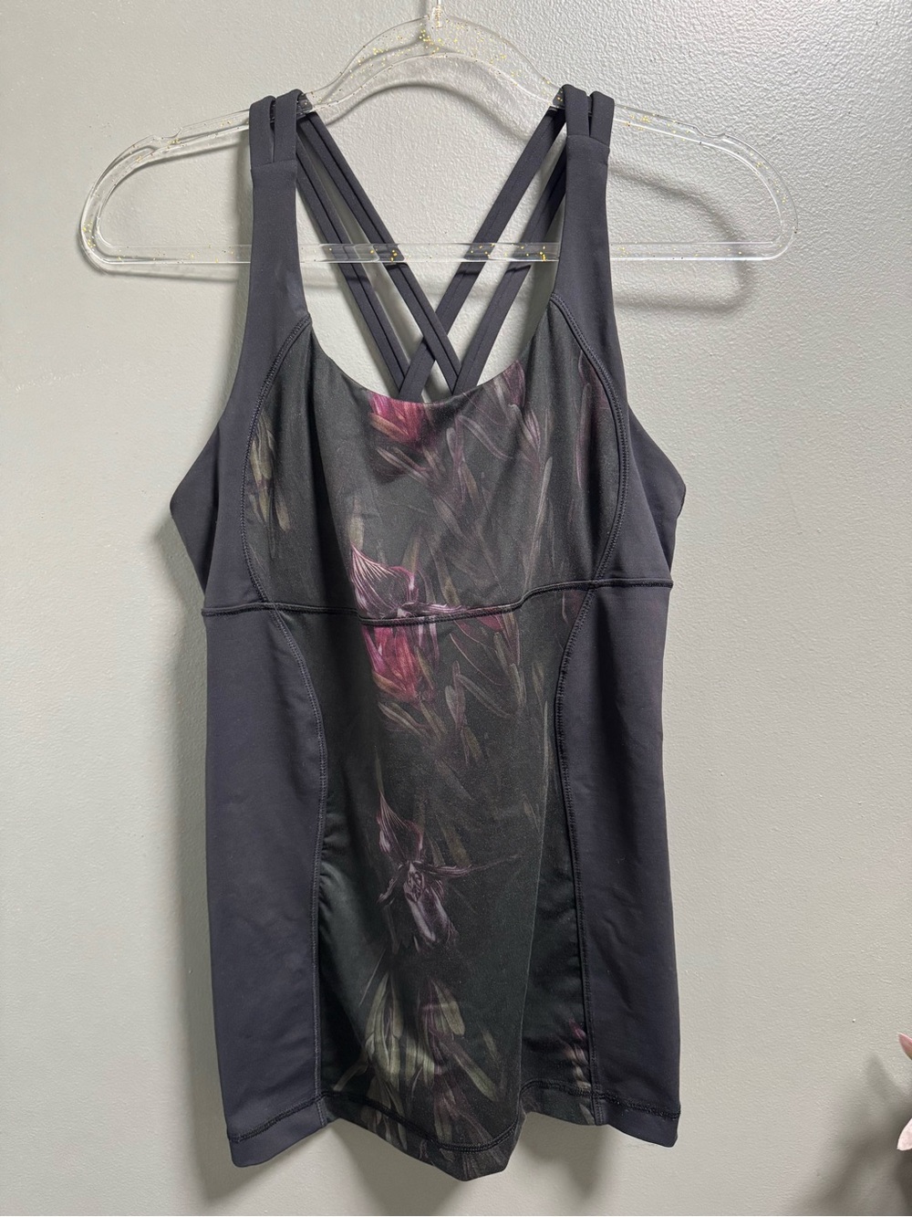 LULULEMON Dark Floral Strappy Active Energy Tank - Midnight Iris size 8